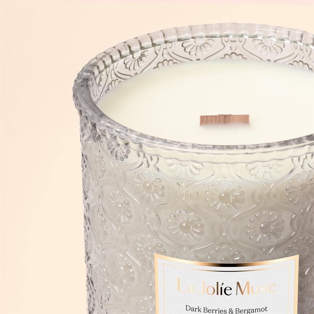 LA JOLIE MUSE Dark Berry & Bergamot Candle, Large Capacity, Wooden Wick, Soy Wax, Perfect for Gifts, 539g