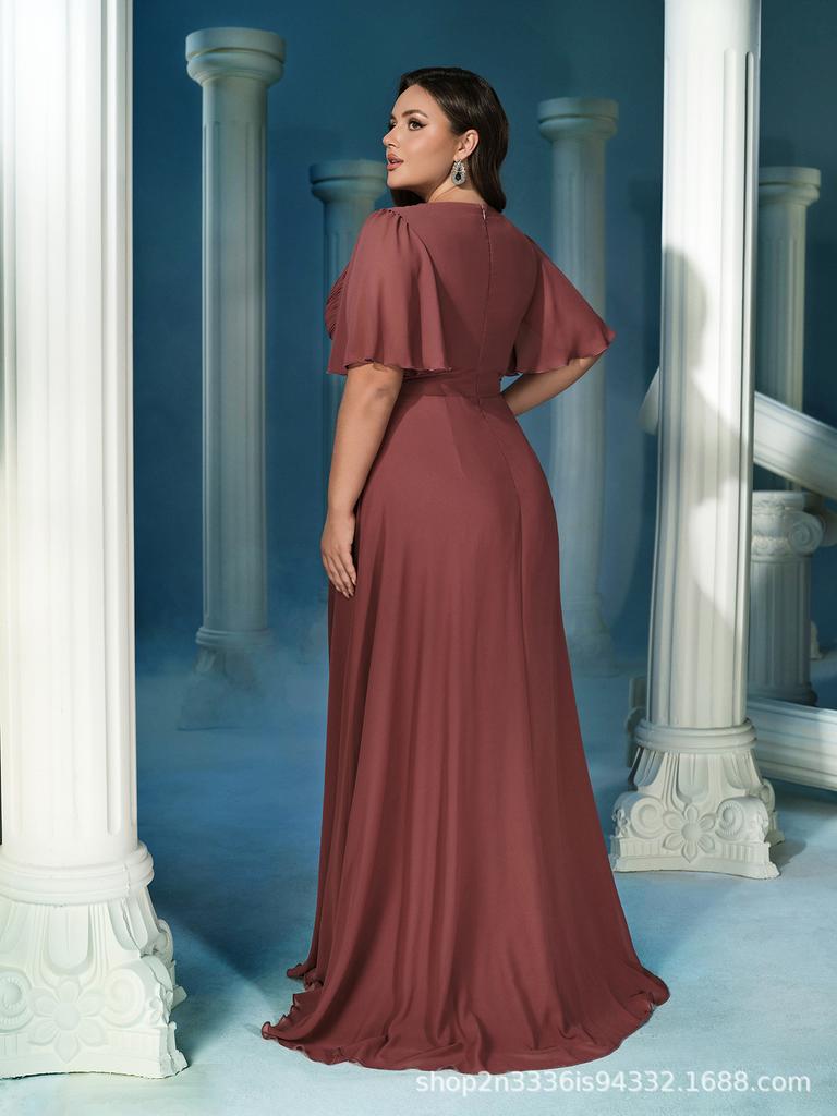 Plus Size V-Neck Chiffon Bridesmaid Dress 2024
