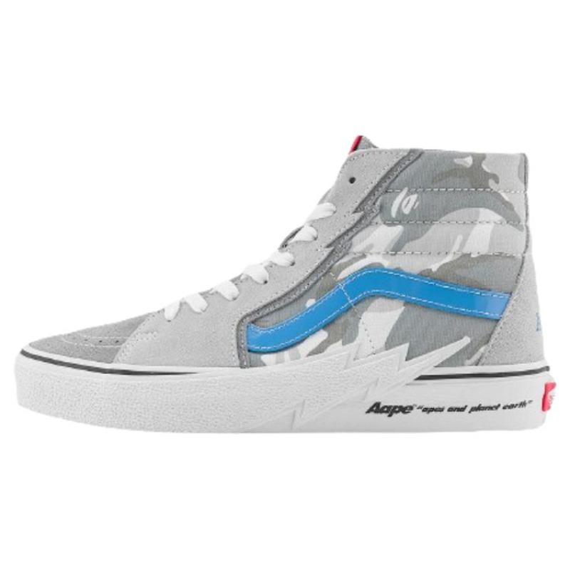 

Vans AAPE X Sk8-Hi Bolt - Grey Camo Vans VN0A5JIVY311 37 сірий колір