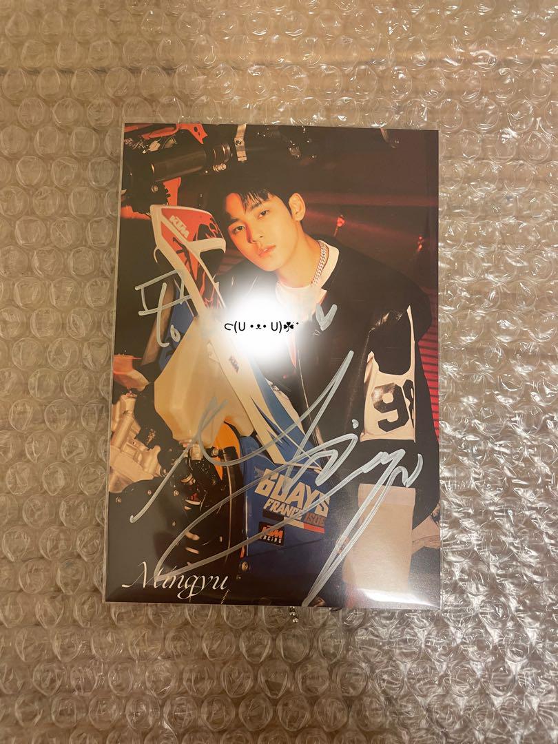 

[USED] Seventeen Mingyu autographed by attacca