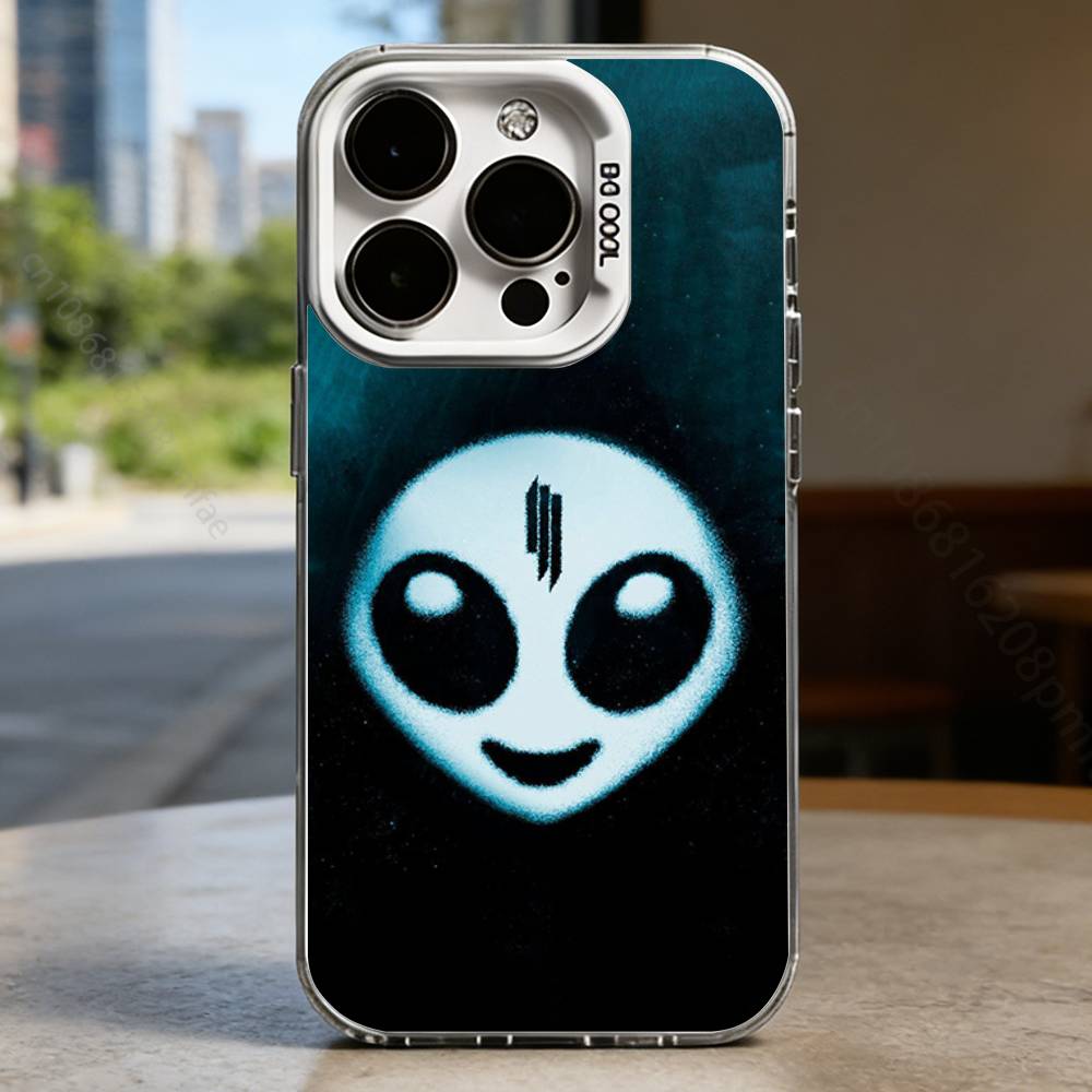 Funny Space UFO Alien Thing  Hard Phone Case for IPhone 17 16 15 14 13 12 11 Pro Max Plus16E X XR XS Max shockproof Full Cover
