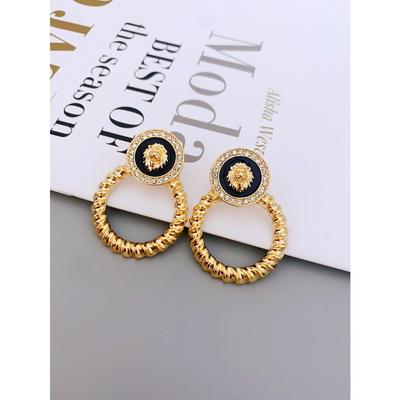 Modische Löwenkopf-Ohrringe aus Zinklegierung für Damen für den Alltag