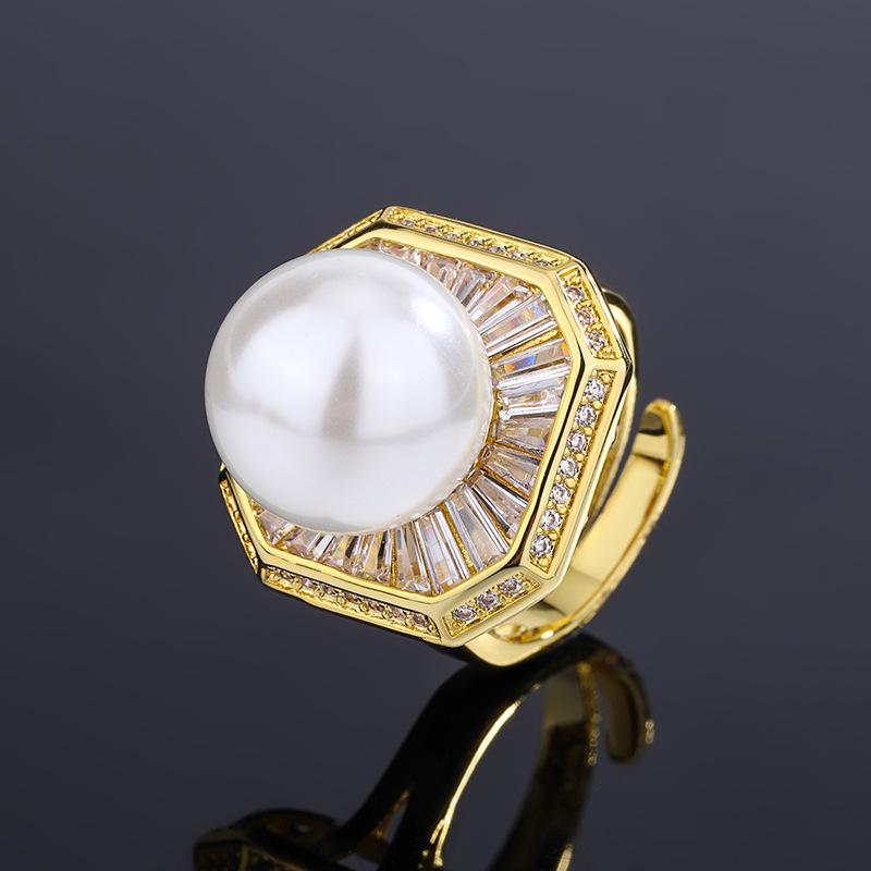 Jewelry Copper Platinum Plated Inlaid Fritillary Pearl Diamond Temperament Square Ring 14Mm
