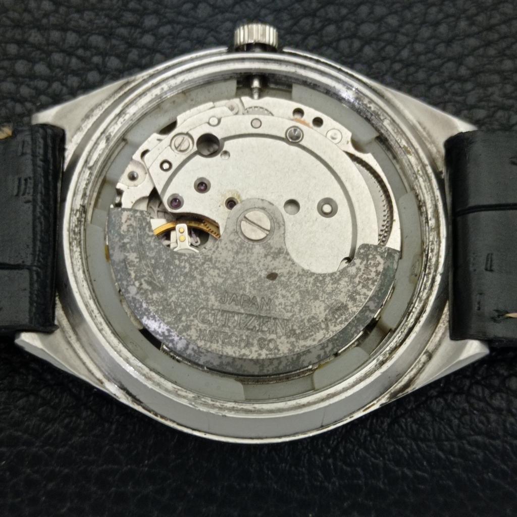 CITIZEN AUTOMATIC 8200 VINTAGE JAPAN MENS BLACK COLOR DIAL WATCH a702128-5 R208-a702128