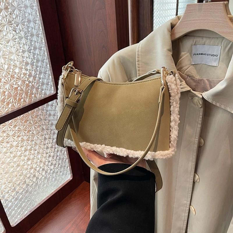 Ielgy Autumn Winter Retro All-Match Plush Messenger Bag Ladies Portable Working Pillow Bag