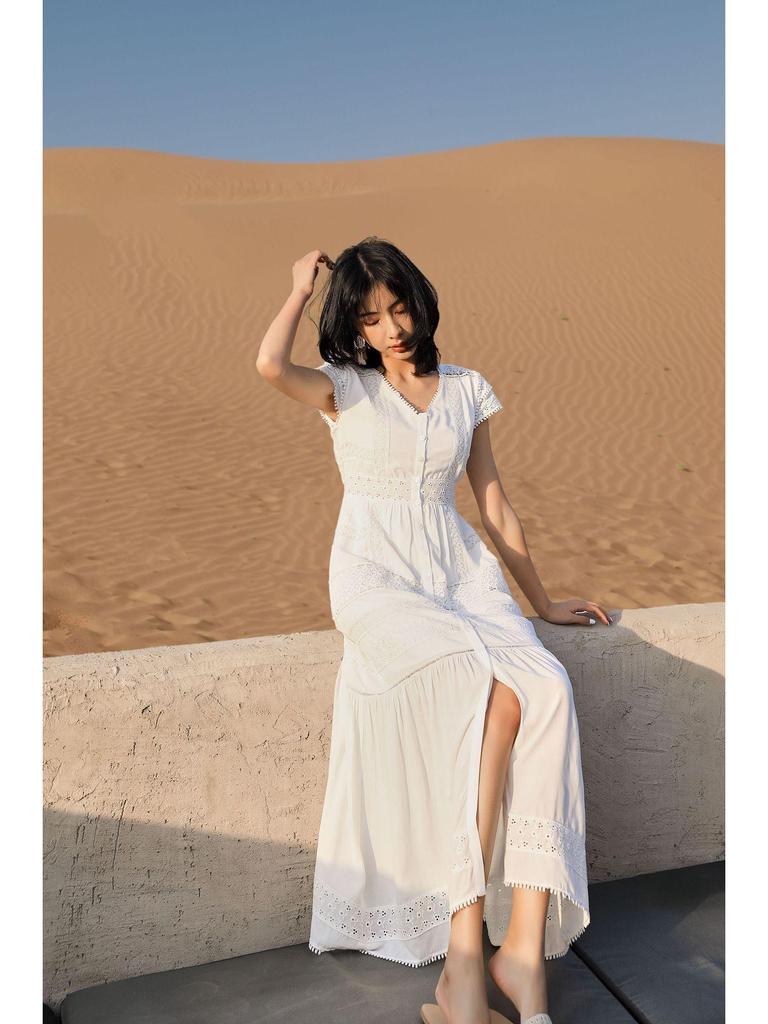 White Lace Mid-Length V-Neck Travel Dress - Korean Style 2025