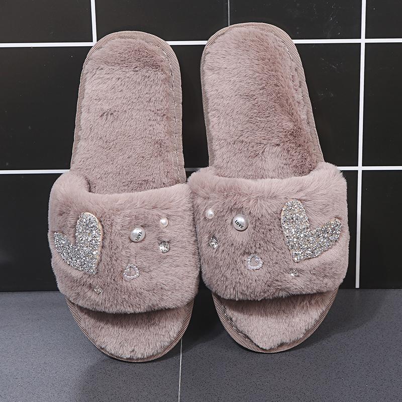 Fashion Light Open Toe Cotton Slippers for Women Elegant Pearls Detor Indoor Cotton Slippers Woman Soft Faux Fur Flats Plush Slides Lady