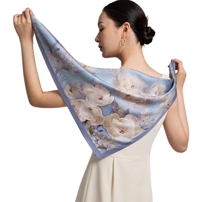 

Шелковый твиловый шарф Shanghai Story из 100% шелка тутового шелкопряда 65*65cm