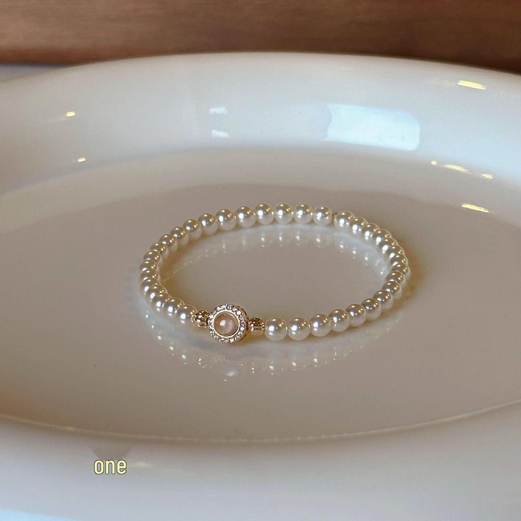 Elegant French Imitation Pearl Bracelet for Women - High-End Light Luxury Niche Design