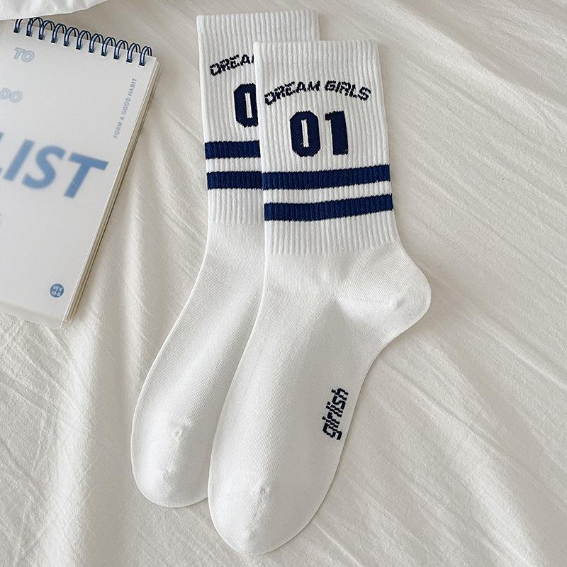 Women's Mid-calf Sports Socks for Autumn and Winter, Letter Striped Anti-odor Boneless Women's Long Cotton Socks