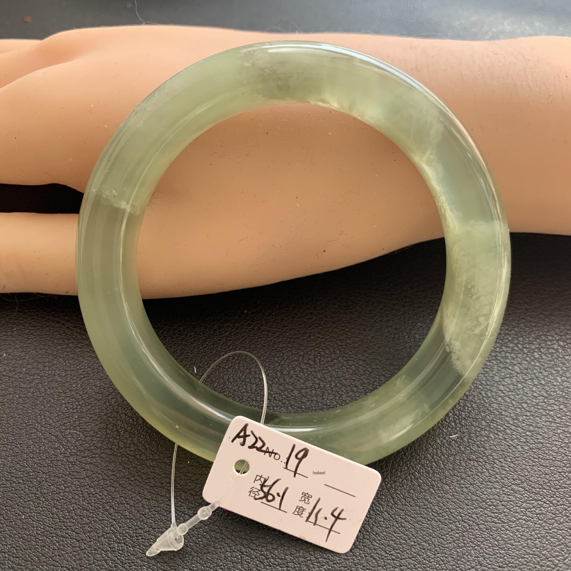 Xiuyan Jade A22 Green Bracelet - Ice Transparent Lake Water Shade