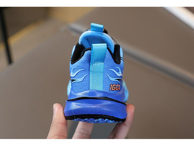 Children's Gradient Sports Shoes with Rotating Button - 2026 Spring Korean Style for Boys and Girls