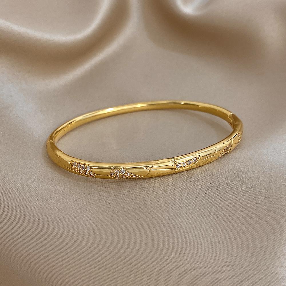 Greatera Irregularly Patterned Diamond-encrusted Fine Bracelet Copper Plated Gold Thin Design Women's Bangle Party Gift