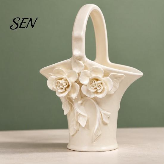 Flower Arrangement Holder PETG Rose Relief Basket, French Pastoral Style Floral Artificial Bouquet Holder, Decorative Vase for Table Centerpiece Home