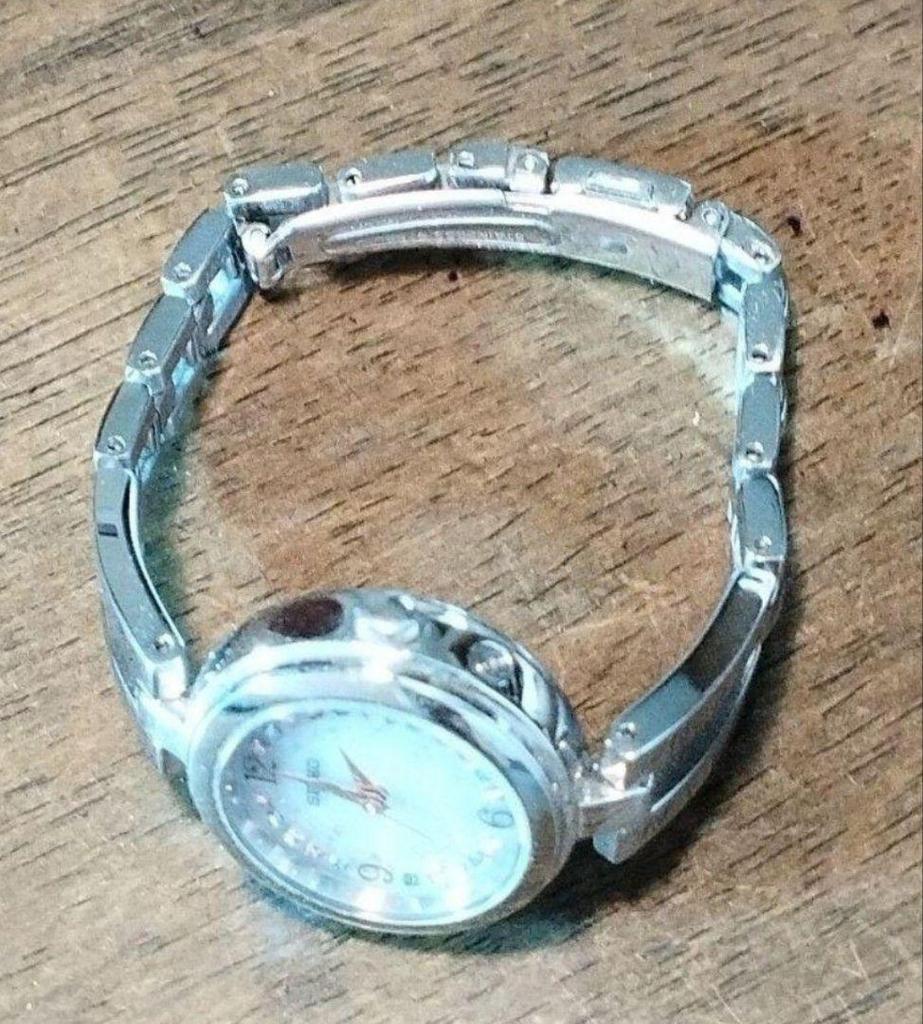 [USED] BB38 Seiko Radio-Controlled Solar Watch, Magnetic Resistant