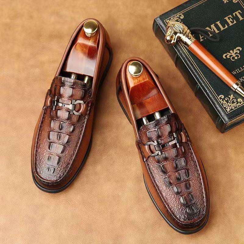 Leather men's shoes spring new trend men's leather shoes soft sole one pedal versatile business casual shoes