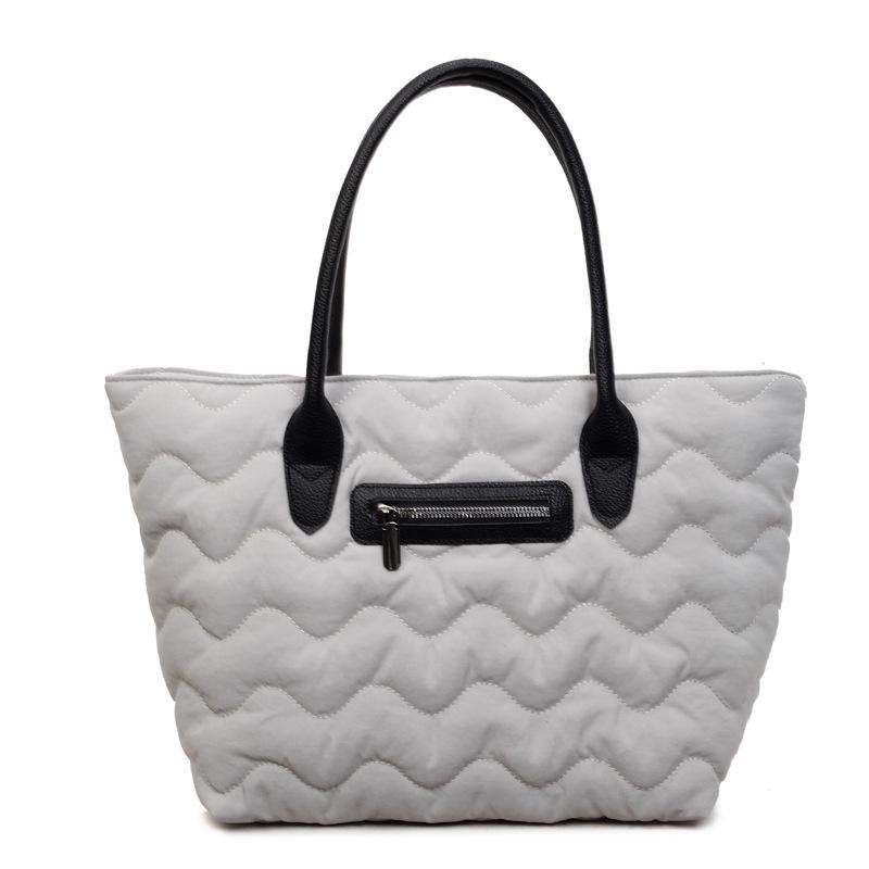 2025 winter new large-capacity diamond portable shoulder bag casual simple retro versatile tote bag