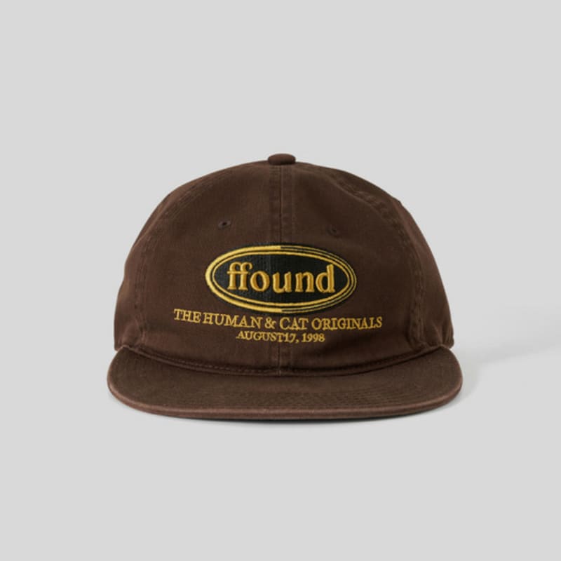 

человек и кот FFOUND ВЫСТИРАННАЯ КЕПКА С ПЛОСКИМ КОЗЫРЬКОМ_КОРИЧНЕВАЯ BROWN