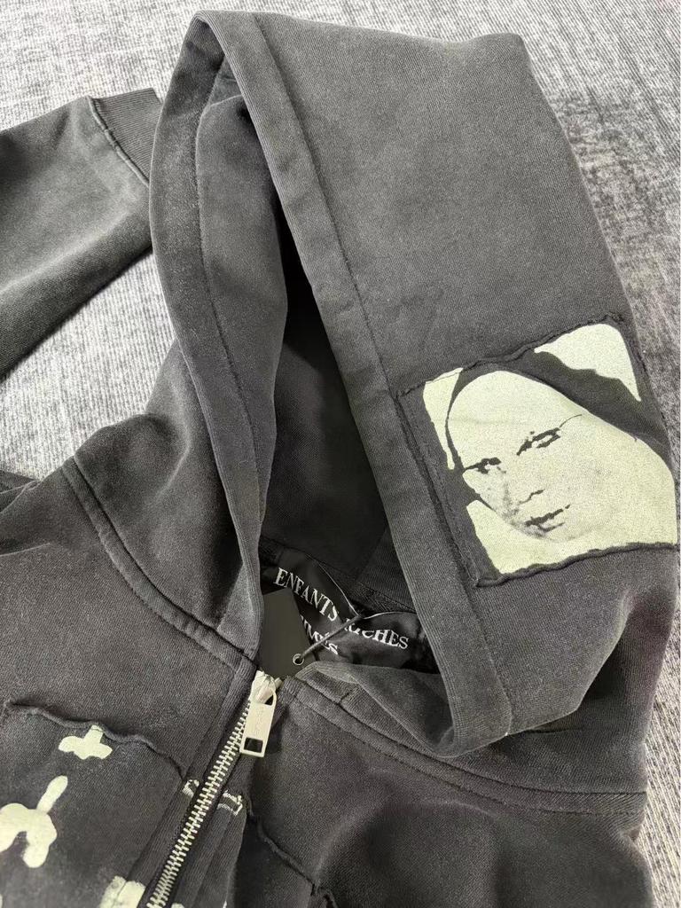 Bluza z kapturem drugiej generacji w stylu vintage z przetarciami, dziurami i pineskami - 1090g Melancholiczna Bogata Edycja