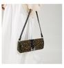 Niche leopard print underarm bag, fashionable retro high sense, commuting shoulder essential women's bag.