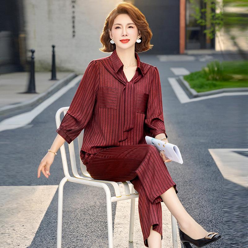Women's Casual Striped Summer Suit Set 2026: Loose Fashion Slimming Two-Piece with Wide-Leg Pants.