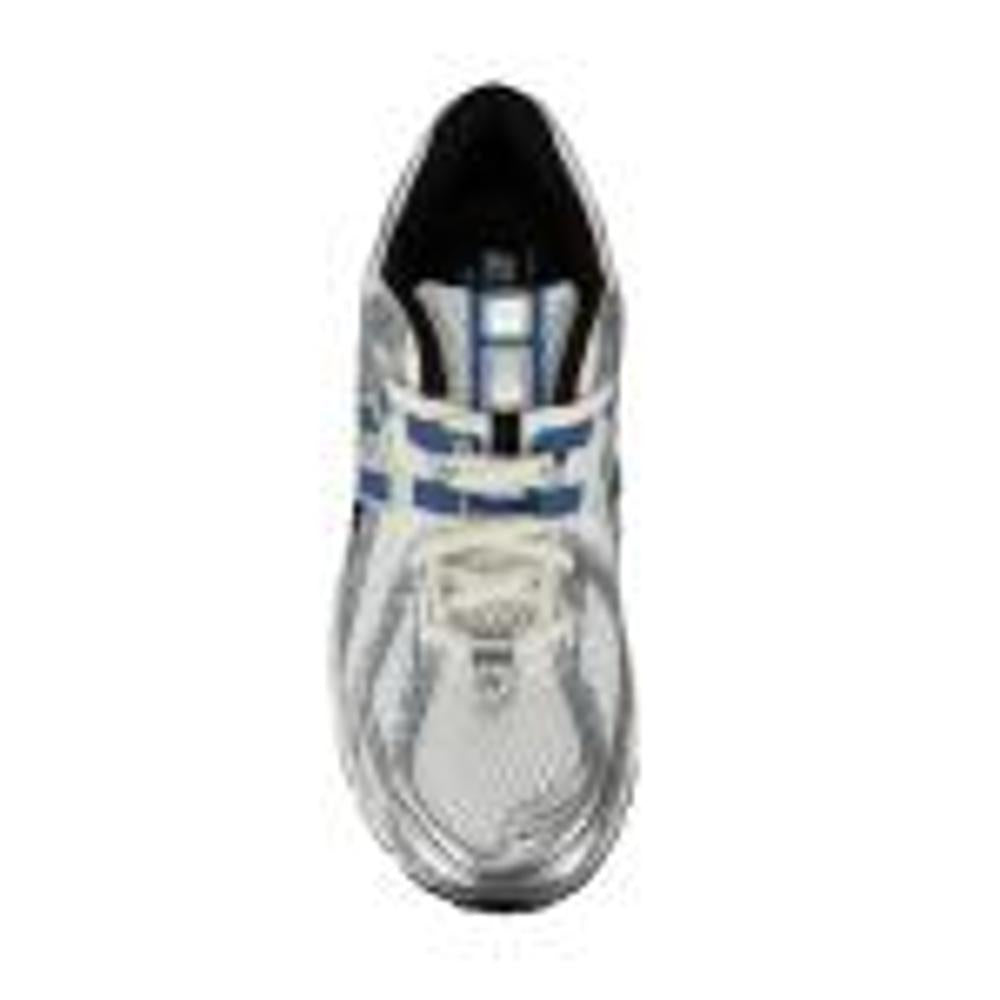 Sneakers New Balance White 1906R