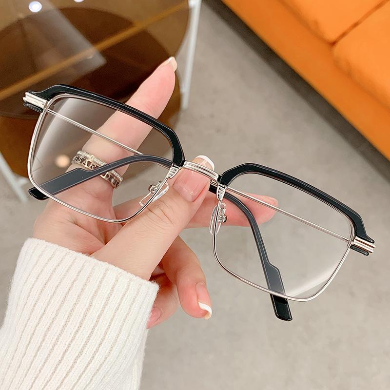 

Square Reading Glasses Men Women Anti Blue Light Metal Frame Presbyopic Glasses Antifatigue Computer Eyewear +1.5 +2.0 +2.5 +3.0 1.5