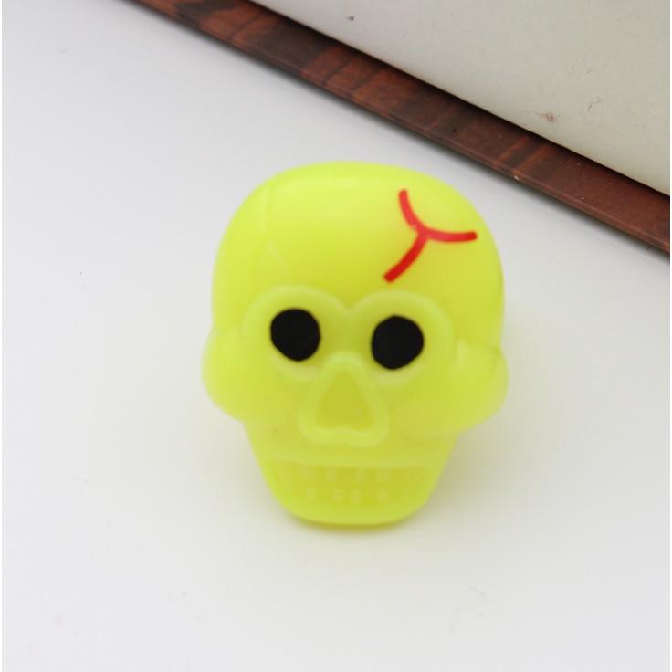 

1Pc Halloween Pumpkin Ghost Rings Finger Rings LED Glowing Light For Women Men Halloween Party Jewelry Party Accessories
