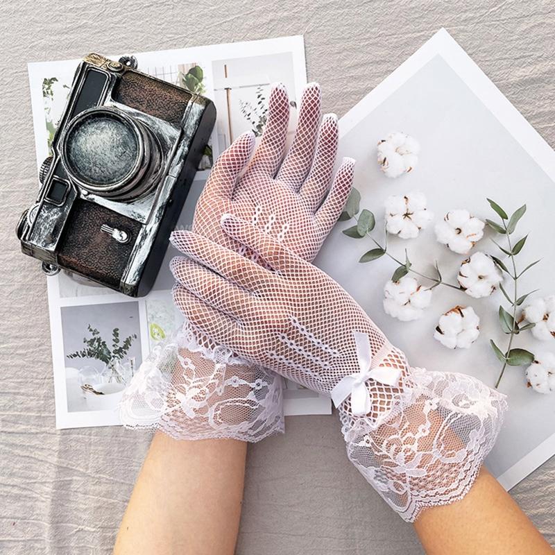 Elegant Women Ultra-Thin Summer Driving Cycling White Black Sunscreen Gloves Female Anti-UV Elasticity Lace Mesh Gloves
