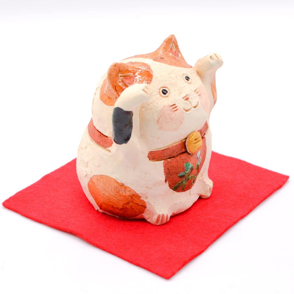 Mino Ware Lucky Maneki-neko Figurine with Raised Arms, Approx. 6 x 8cm, Made in Japan by Hisami Touen, Product Code: 041-0030