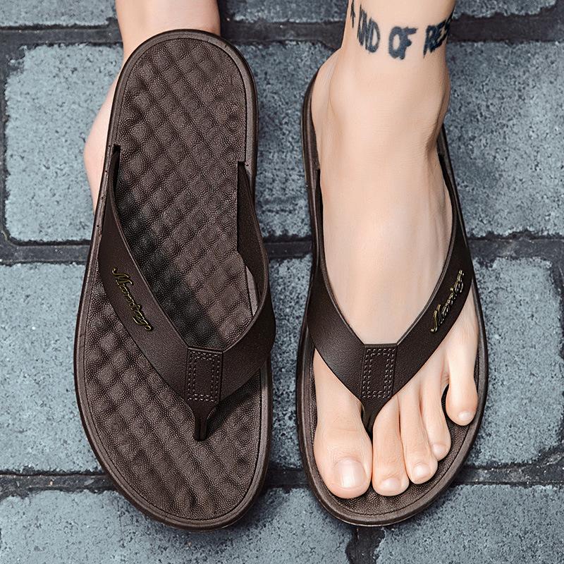

Soft bottom flip-flops 2025 summer new men s non-slip slippers beach Korean version men s foot-pinching cold slippers 45 коричневый