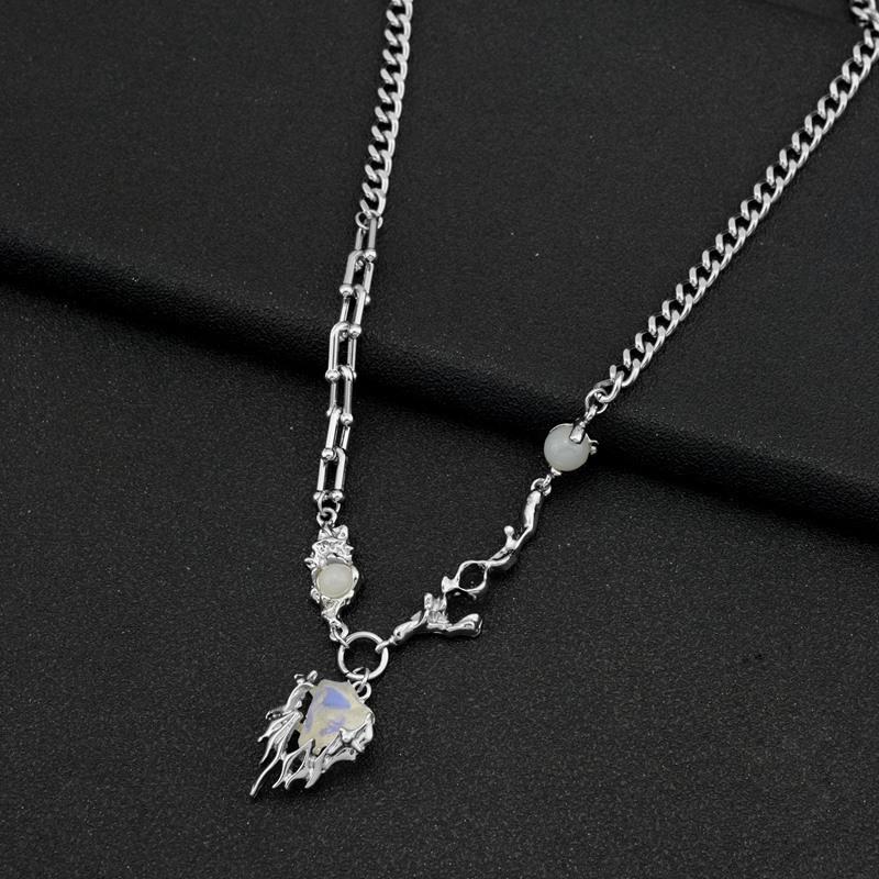 Flame Moonstone Necklace Tide Light Luxury Fashion High-end Titanium Steel Jewelry Couple Clavicle Necklace