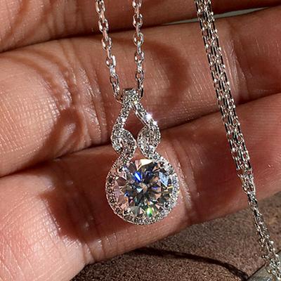 Ladies' Zircon Inlaid Gourd Pendant Necklace, A Light Luxury Elegant Necklace, A Gift for Her, Suitable for Daily Wear
