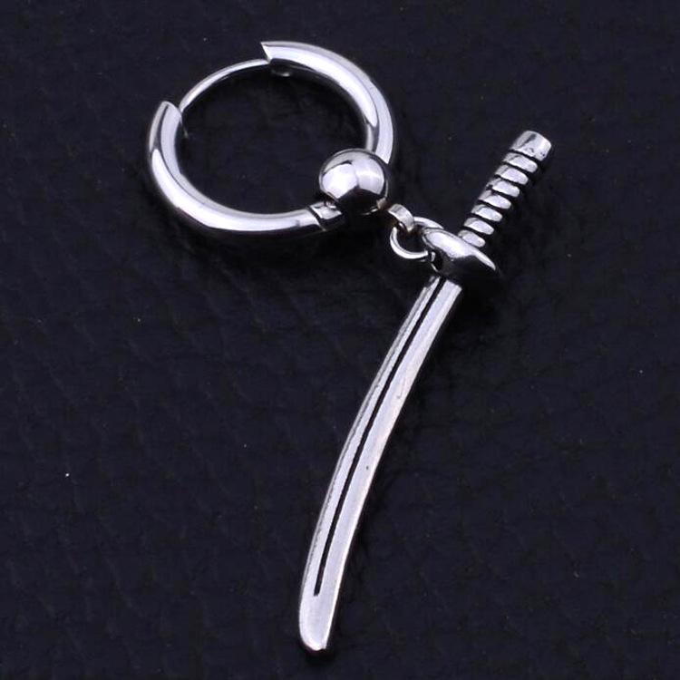 Trendy Unisex Korean-Hong Kong Small Circle Titanium Earrings: Minimalist Niche Design