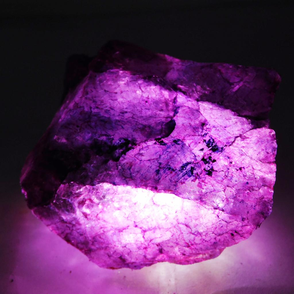 CERTIFIED Natural Uncut Raw 46 Ct Rough Uncut Loose Gemstone Purple Sapphire