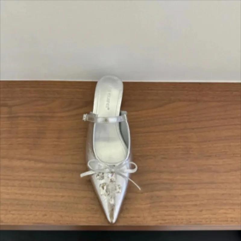 

Fashion 2025 Summer New Closed Toe Low Heel Women s Slipper Elegant Dress Sandals Women with Rhinestones Butterfly-knot Fashion Slippers 40 серебряный