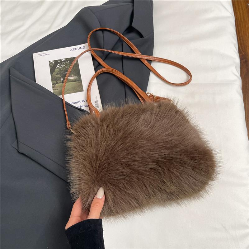 Mao Mao Handbag Women's Bag New Autumn and Winter High-end Sense Niche Super Soft Furry Messenger Shoulder Bag Plush