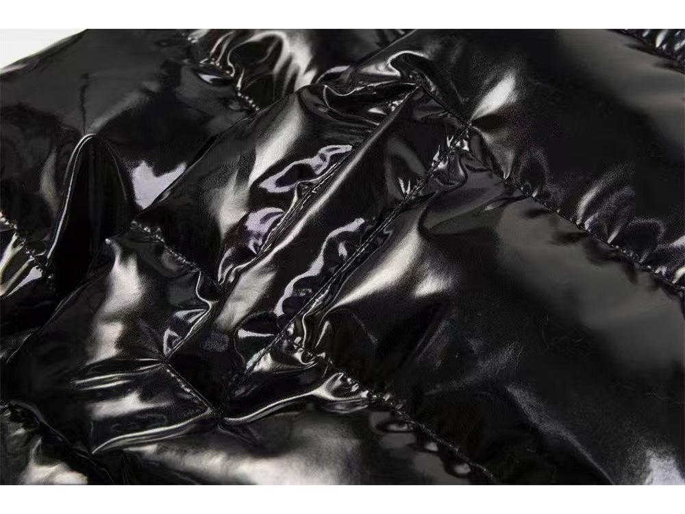 Jaqueta de Algodão Espessa Trapstar Preta Brilhante com Capuz Removível - Roupa Exterior para Casal