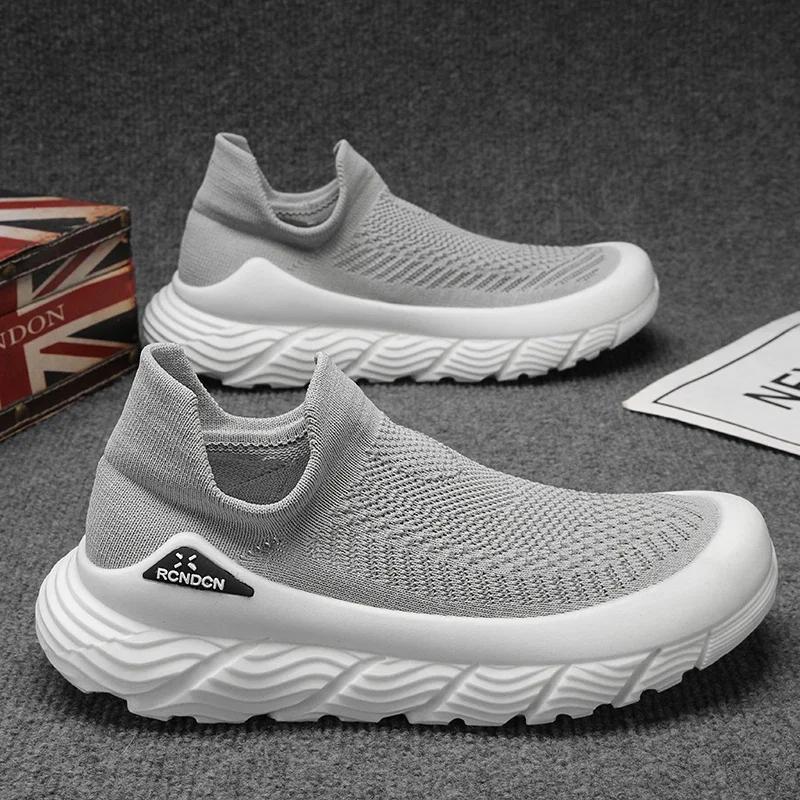 Pánské boty Letní Nové Fly Tkané Síťované Prodyšné Pohodlné Platformové Pánské Tenisky Neformální Měkká Podešev Módní Černé Nazouvací Boty