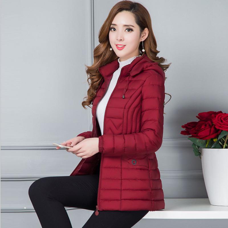 Winter Neue Baumwollgepolsterte Damen Kurze Koreanische Version Schlank geschnitten Große Größe Baumwollgepolsterte Jacke