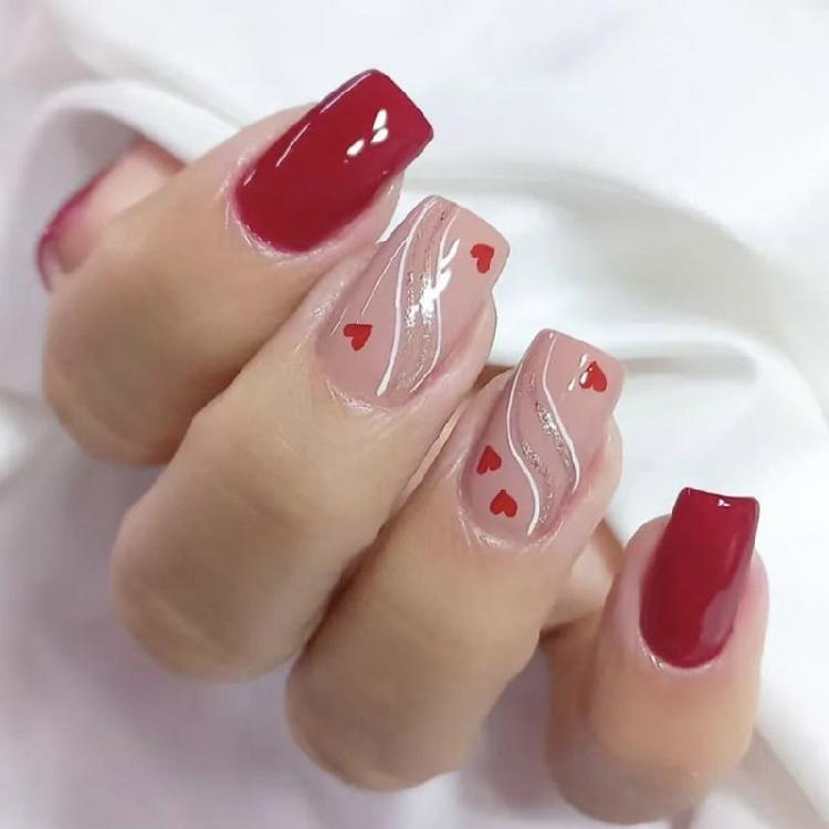 

24 Pcs Valentines Day Stick on Nail Heart Lines Full Cover False Nail Press On Nail Manicures Supplies for Woman 1
