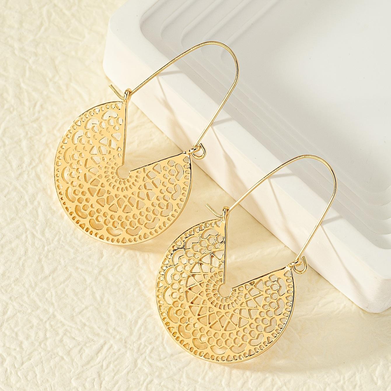Золотисто-желтые ажурные этнические серьги, модная индивидуальность, роскошь, элегантная атмосфера, литературное и утонченное ощущение