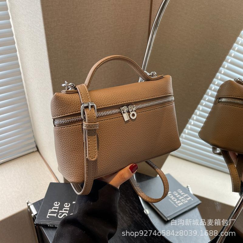 

This year s popular simple handbag women s 2025 new women s shoulder bag temperament fashionable crossbody bag хаки