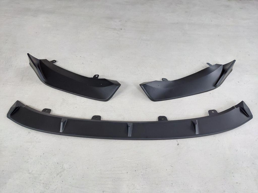 BYD Song Max Front Lip Splitter Kit - Anti-Collision & Scratch-Resistant Bumper Trim