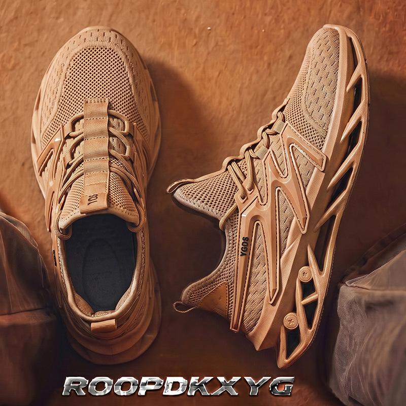 Sports and leisure running shoes trendy men's breathable fly-woven travel shoes 45 men's shoes blade