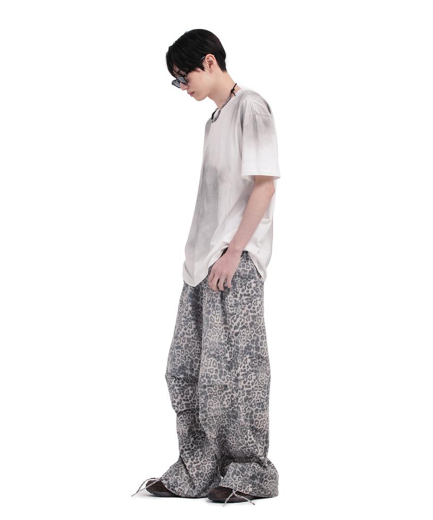 Depeugameoncheu Leopard Pants