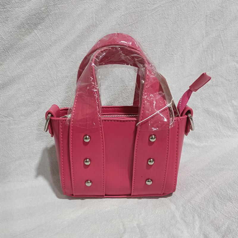 Fashion New In PU Leather Crossbody Bags For Women Casual Bucket Shoulder Bag For Commuting Mini Rivet Top Handle Bags Handbags