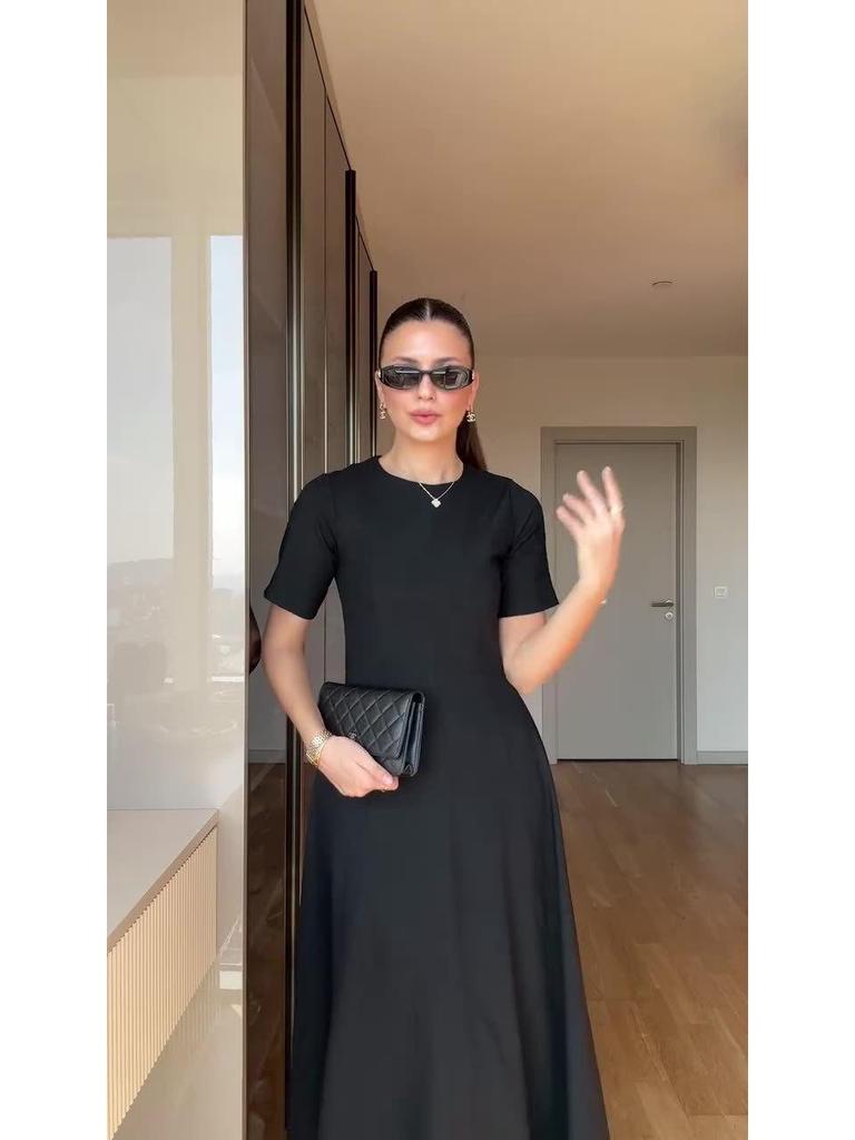 2025 Europäisches & Amerikanisches Elegantes Taillenbetontes Hochwertiges Kleines Schwarzes