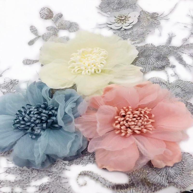 1 kus Vyšívaná Barevná Krajková Aplikace Květinová Nášivka na Oblečení