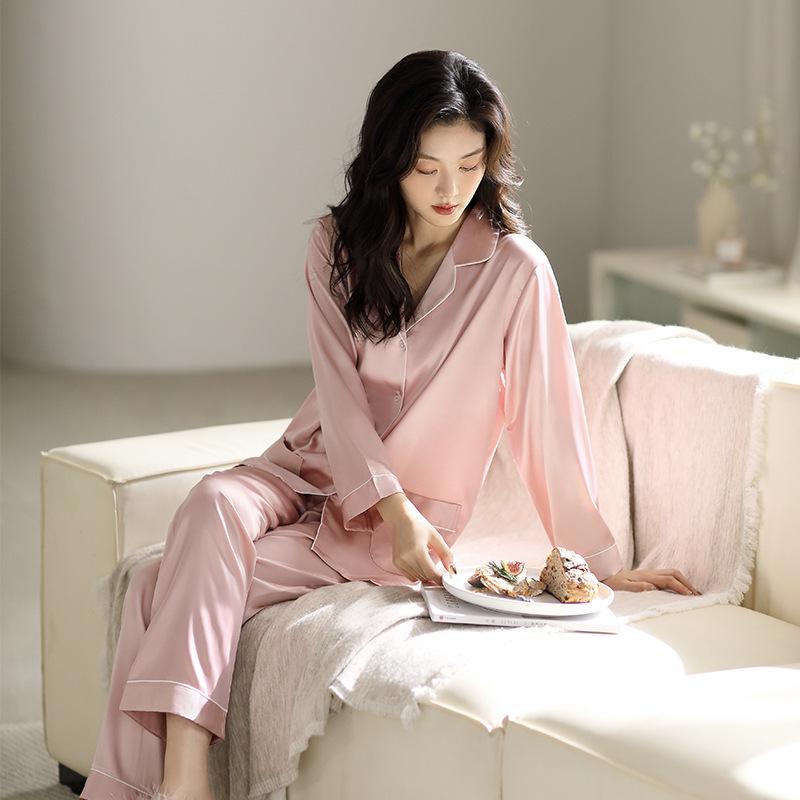 Han Yatong Silk Couple Pajamas Set: Autumn Long Sleeve Cardigan Homewear